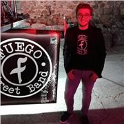 Buenas! Imparto clases a gente tanto amateur, de grado elemental como de grado profesional